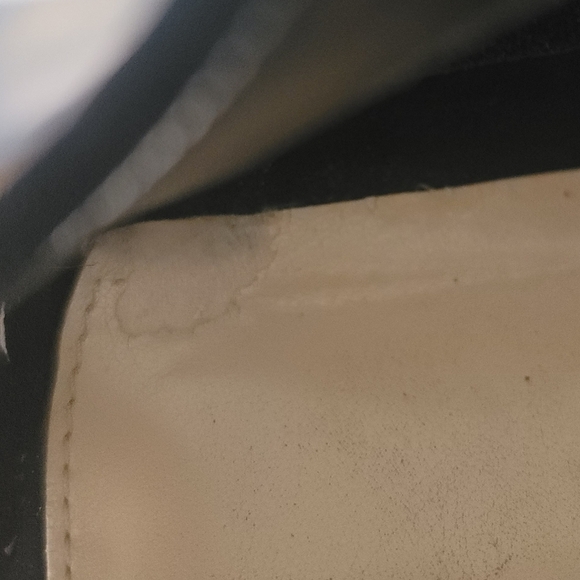 Imagine VINCE CAMUTO Devin Black Velvet Dress Sandals - Size 9.5 - Pre-owned - Picture 12 of 14